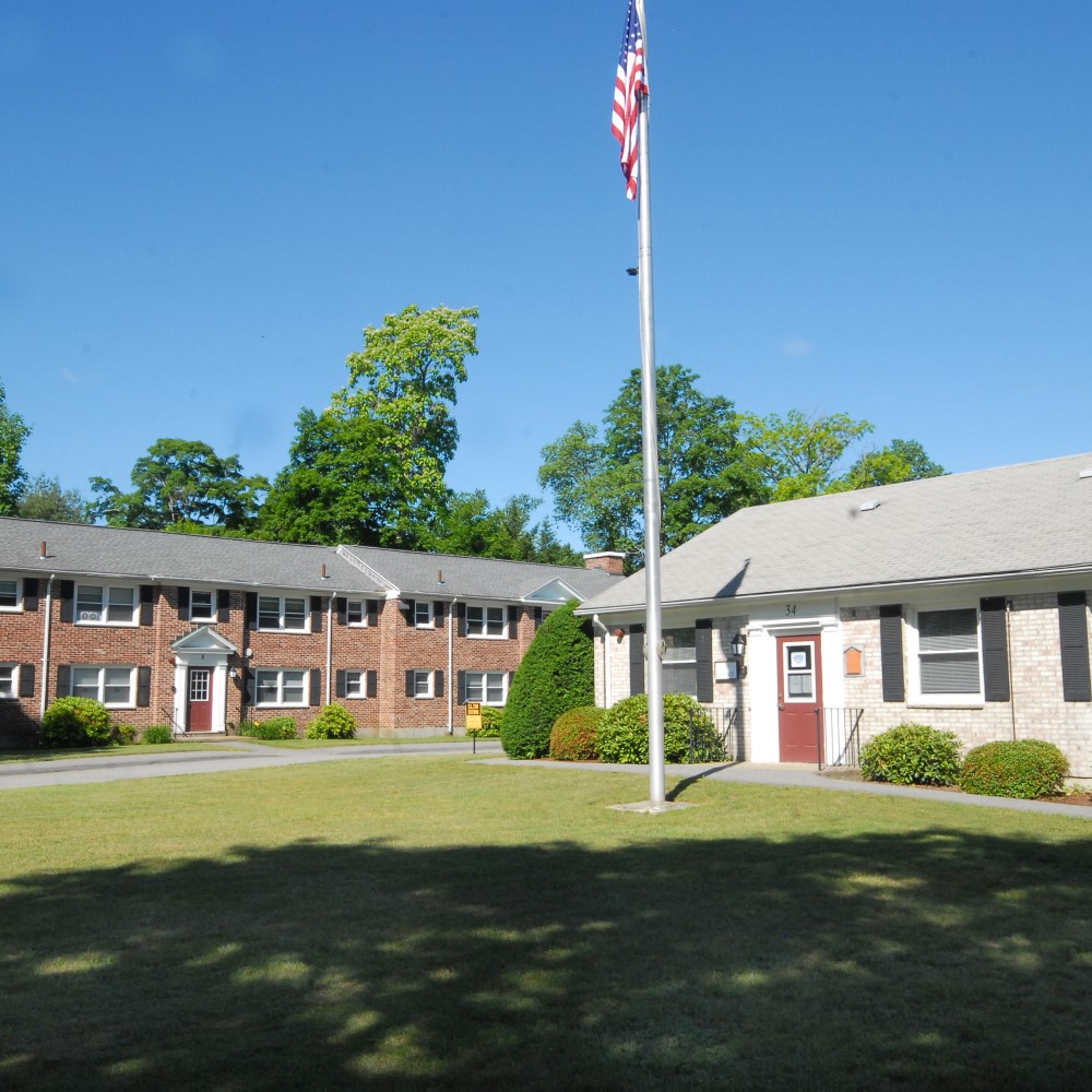 Everett Gardens Office