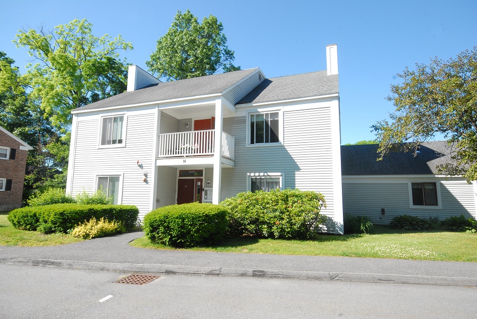 Everett Gardens